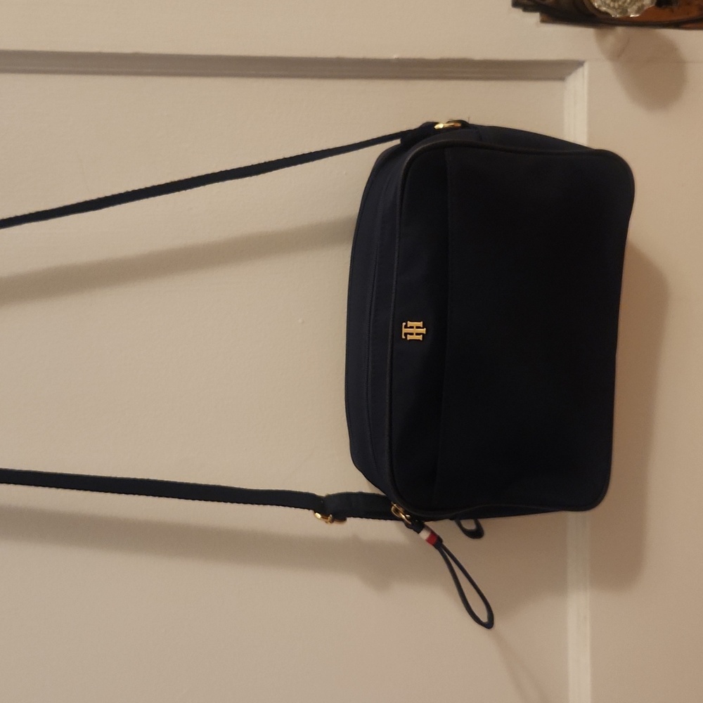 Vintage Tommy Hilfiger nylon crossbody purse